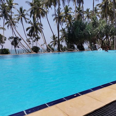 Helios Beach Resort Tangalle Ngoại thất bức ảnh