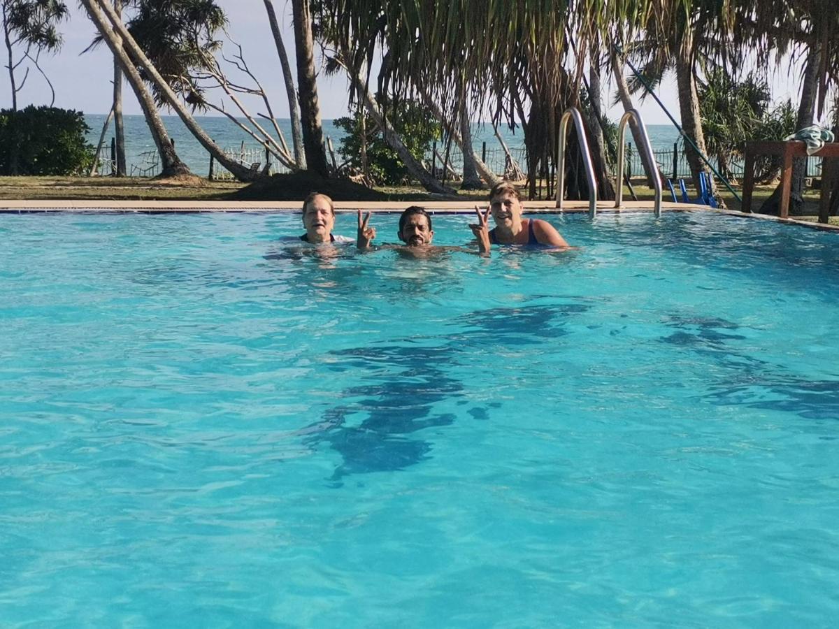 Helios Beach Resort Tangalle Ngoại thất bức ảnh