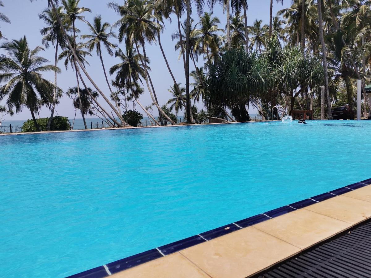 Helios Beach Resort Tangalle Ngoại thất bức ảnh