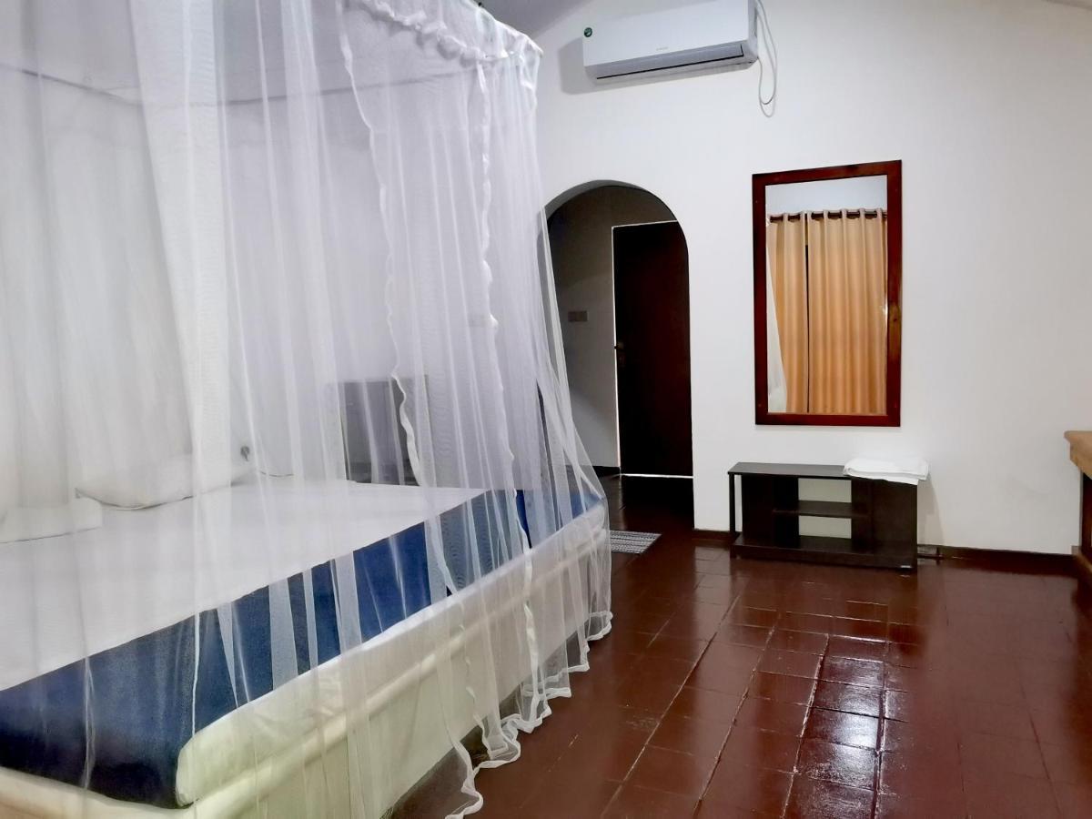 Helios Beach Resort Tangalle Ngoại thất bức ảnh