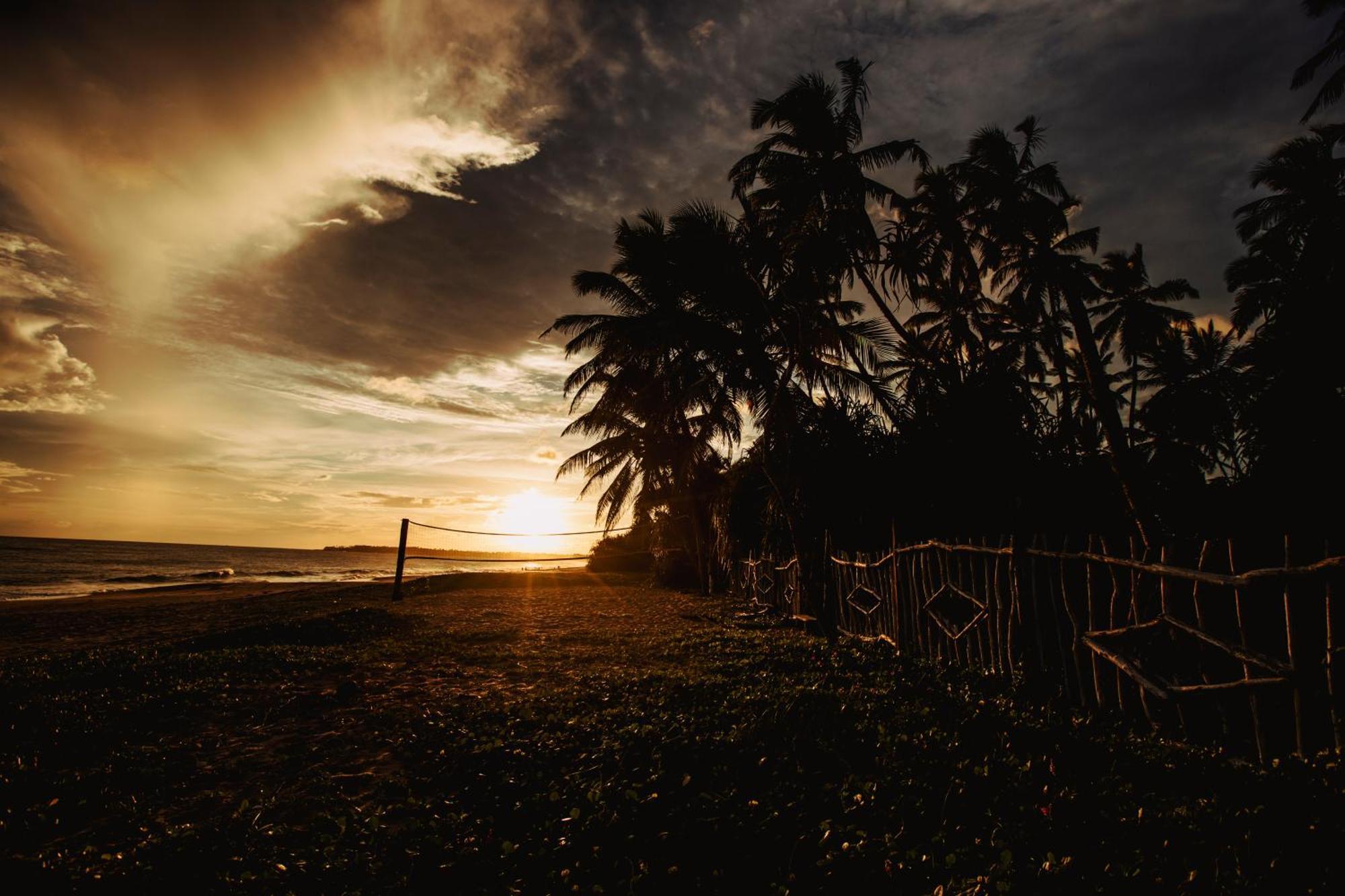 Helios Beach Resort Tangalle Ngoại thất bức ảnh