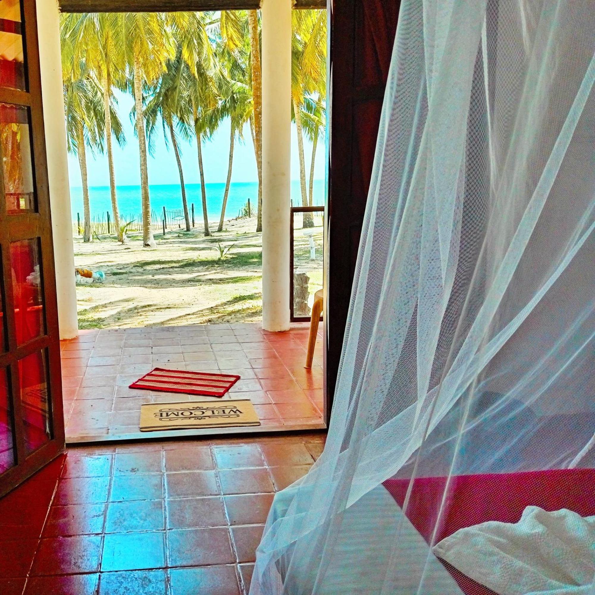Helios Beach Resort Tangalle Ngoại thất bức ảnh